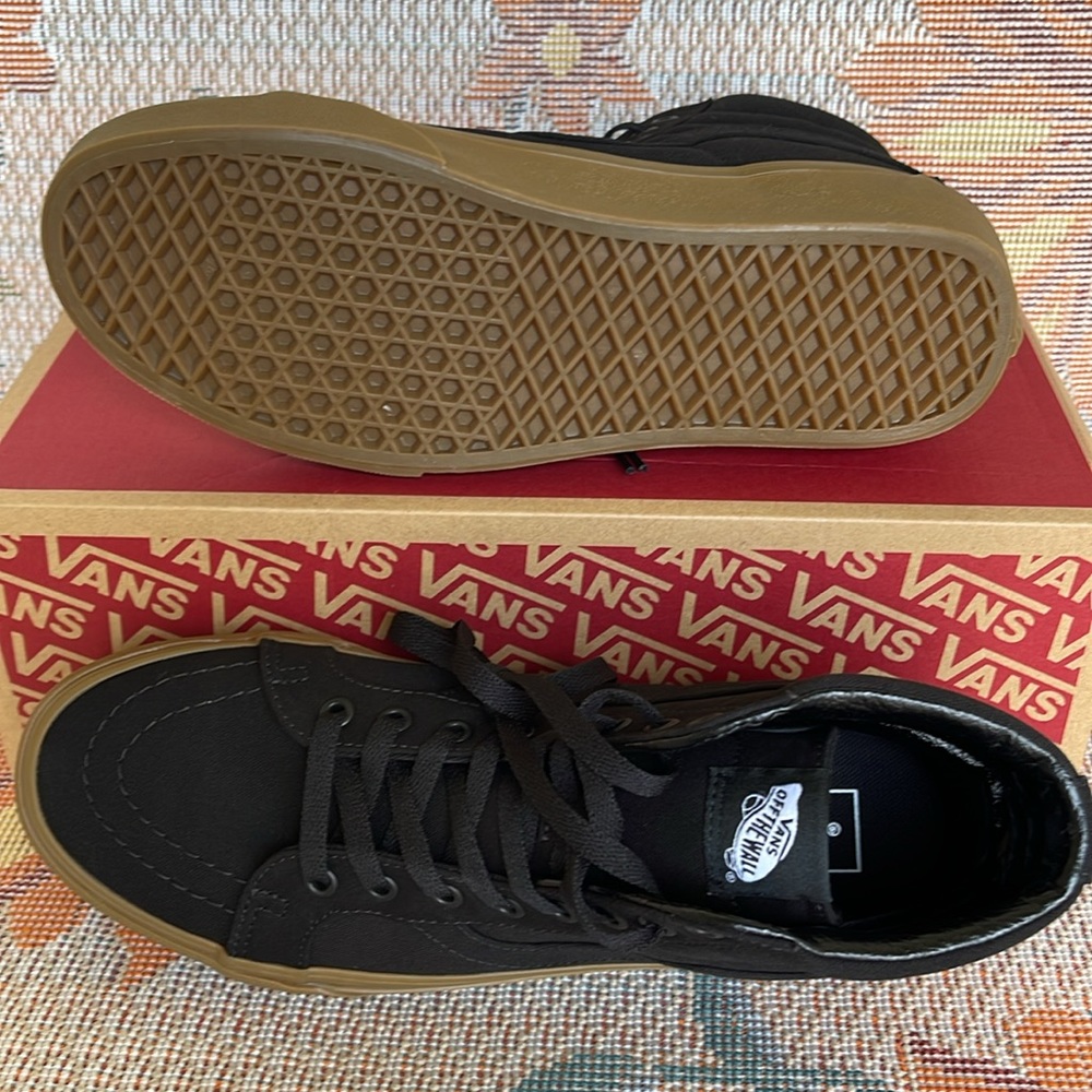 Vans Unisex Sk8-Mid Reissue Reflective Skate Shoe Canvas Gum Black/Light Gum - Picture 4 of 16